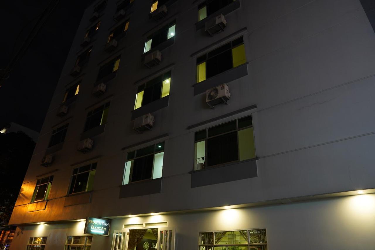 Trang An Hotel - 5 Minutes Landmark 81 โฮจิมินห์ซิตี้ ภายนอก รูปภาพ